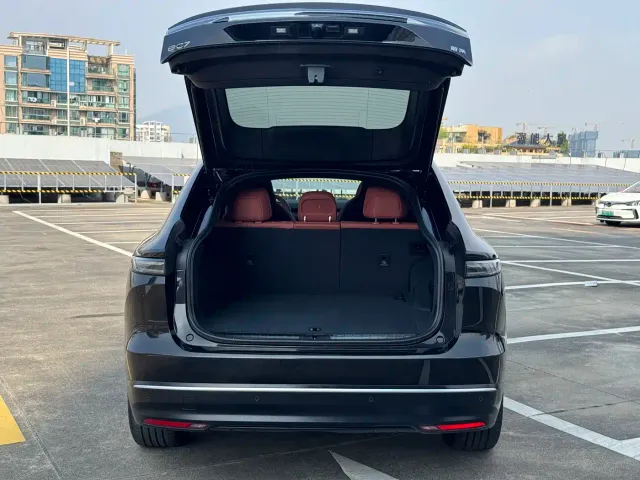 Nio EC7 — Фото автомобиля 14