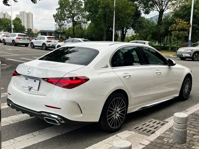 Mercedes-Benz C-Class — Фото автомобиля 13