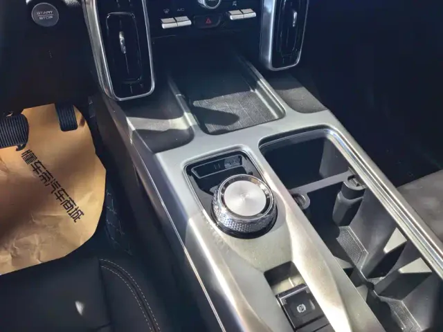 Haval Big Dog — Фото автомобиля 16