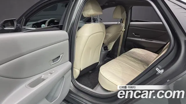 Hyundai AVANTE Avante (CN7) — Фото автомобиля 9