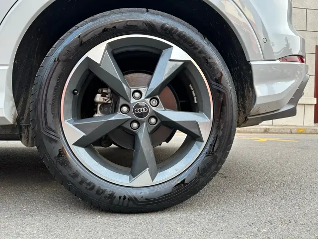 Audi Q3 — Фото автомобиля 19