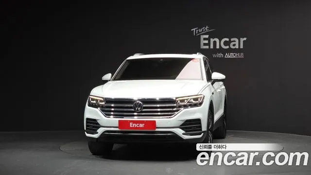 Volkswagen Touareg Touareg 3 поколение 3.0 TDI Premium — Фото автомобиля 3
