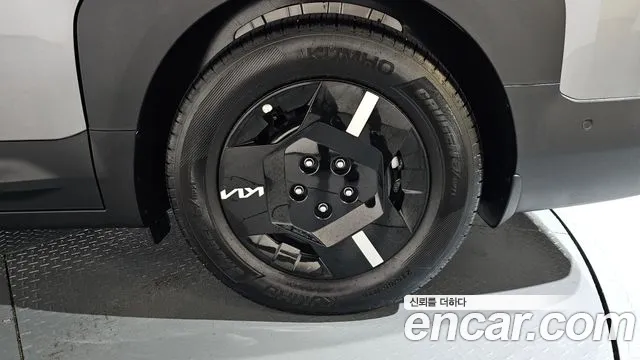 Kia PV5 — Фото автомобиля 6