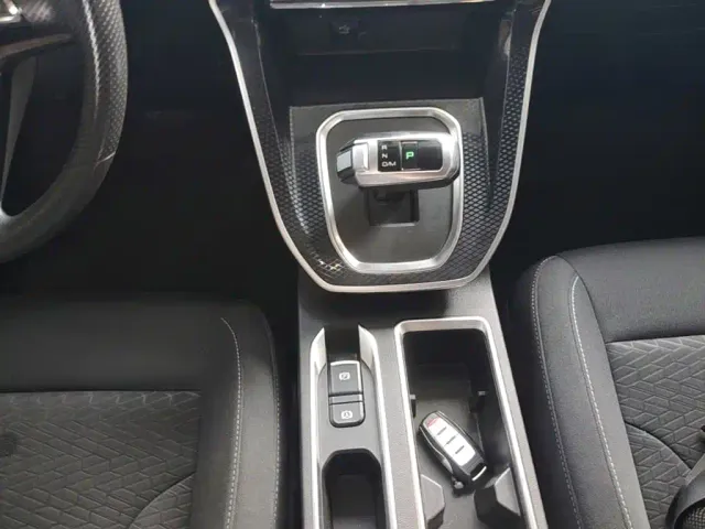Haval M6 — Фото автомобиля 13