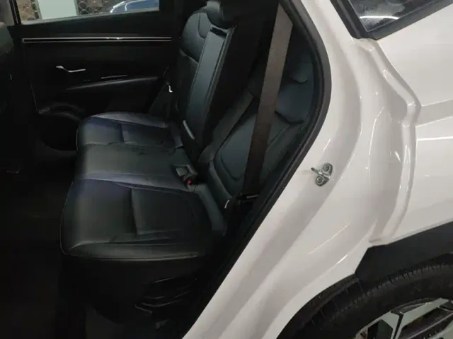 Hyundai Tucson — Фото автомобиля 16