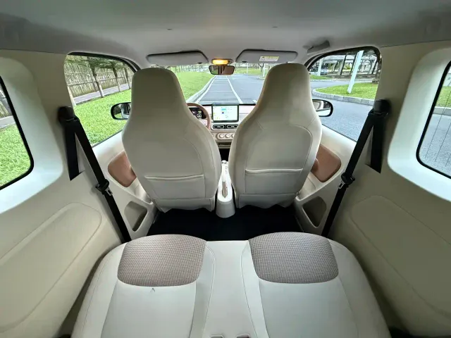 Wuling Hongguang Mini EV — Фото автомобиля 10