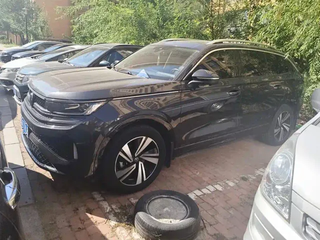 Фотография автомобиля — Volkswagen Talagon