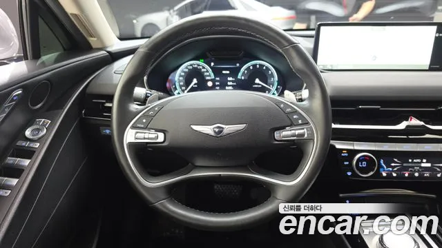 Genesis G80 Бензин 2.5 турбо 2WD — Фото автомобиля 13