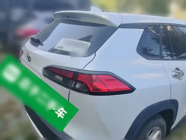 Toyota Corolla Cross — Фото автомобиля 3