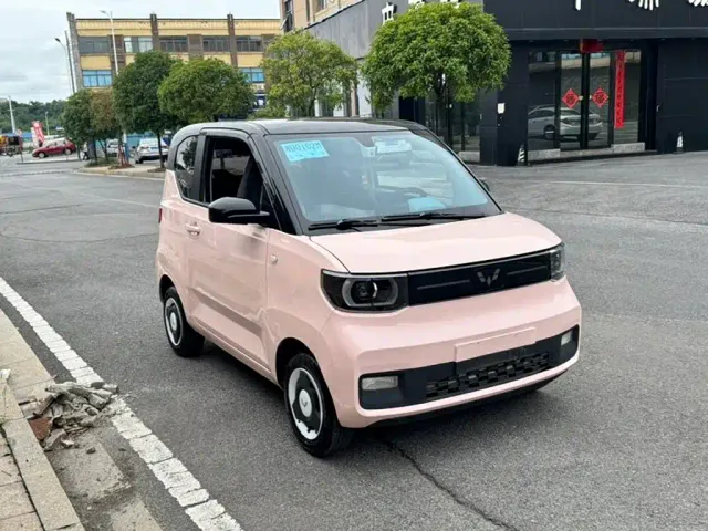 Wuling Hongguang Mini EV — Фото автомобиля 2