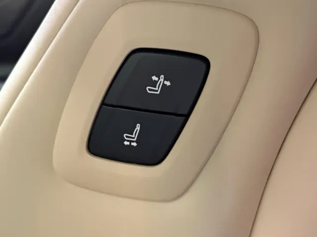 Toyota Alphard — Фото автомобиля 21