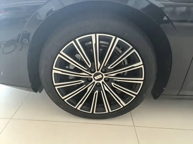 Geely Galaxy Xingyao 8 — Фото автомобиля 22