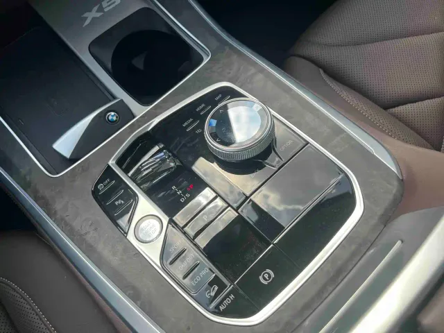 BMW X5 — Фото автомобиля 9