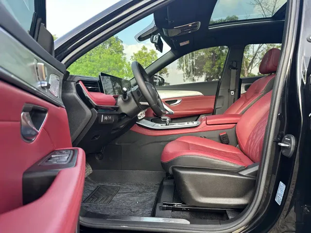Jetour X70 Plus — Фото автомобиля 7