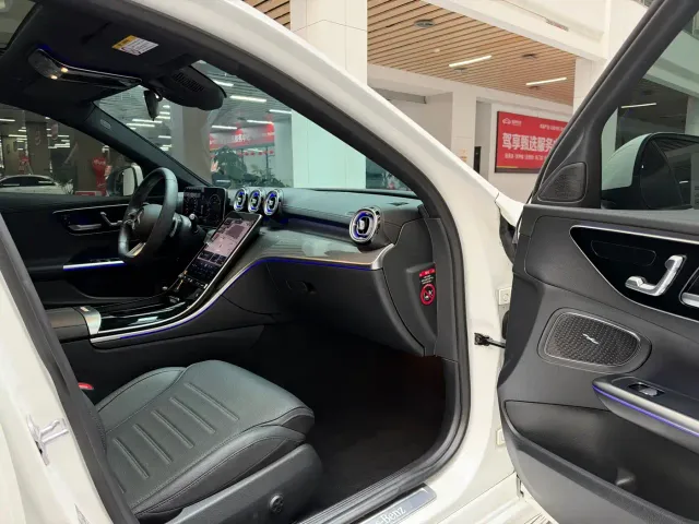 Mercedes-Benz C-Class — Фото автомобиля 19
