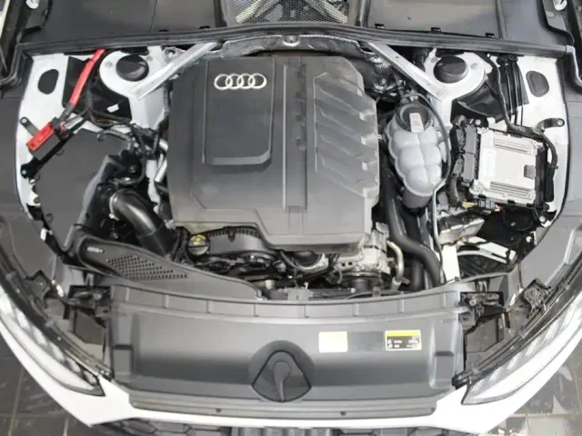 Audi A4L — Фото автомобиля 14