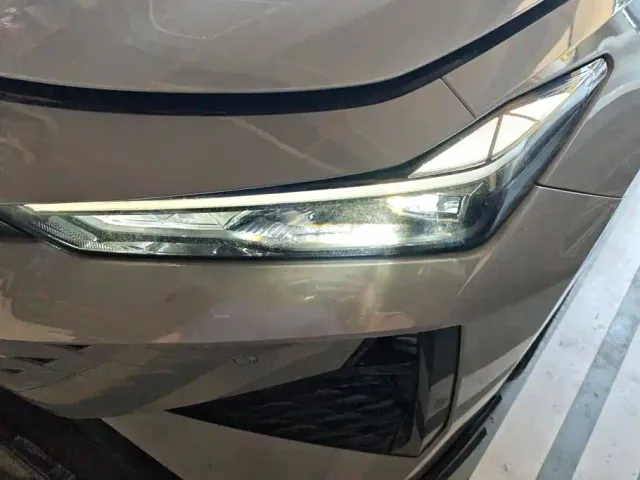 Changan UNI-V — Фото автомобиля 5