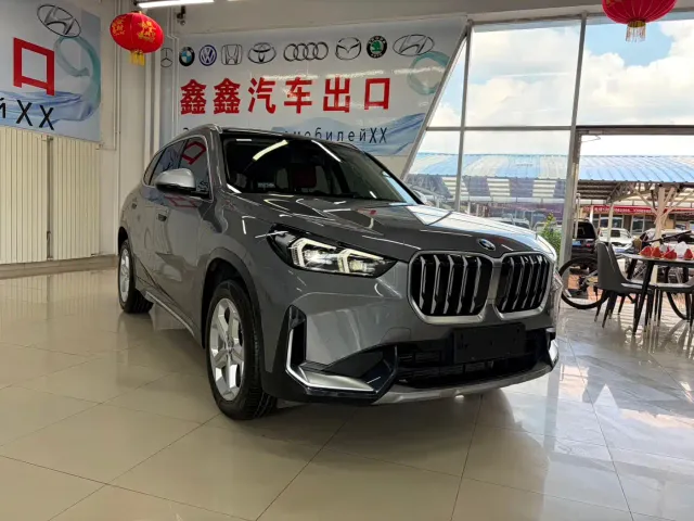 BMW X1 — Фото автомобиля 3