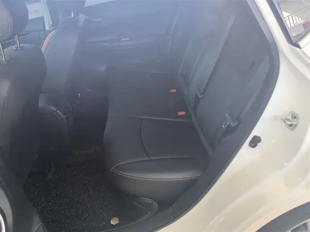 Nissan Tiida — Фото автомобиля 12