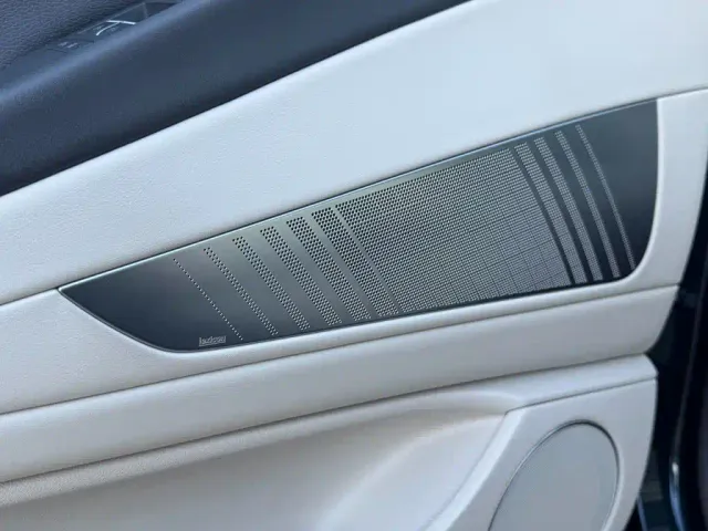 Genesis G80 — Фото автомобиля 26