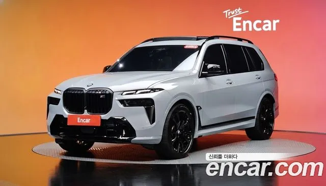 Фотография автомобиля — BMW X7 G07