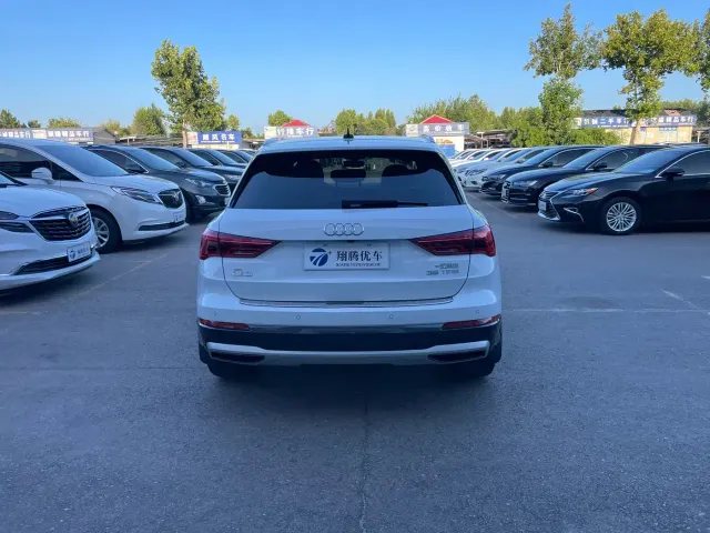 Audi Q3 — Фото автомобиля 6