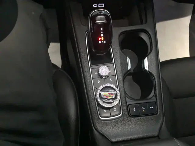 Cadillac XT4 — Фото автомобиля 9