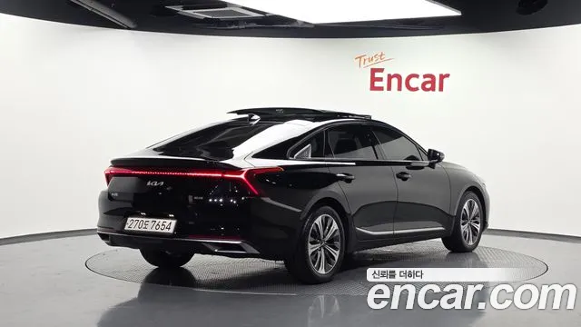 Kia K8 — Фото автомобиля 2