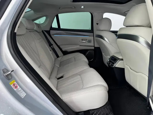 BYD Han L — Фото автомобиля 12