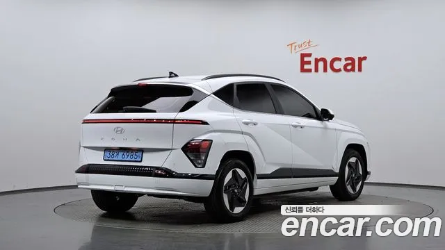 Hyundai Kona SX2 — Фото автомобиля 2