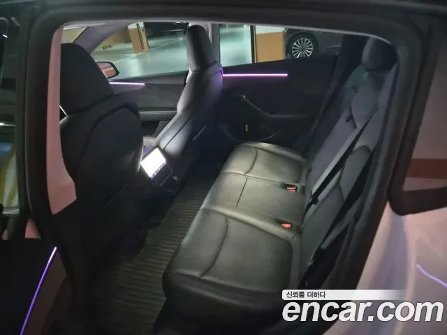 Tesla Model Y — Фото автомобиля 5