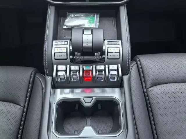 Fang Cheng Bao Titanium 3 2025 501KM AWD Smart Drive Ultra Edition — Фото автомобиля 6