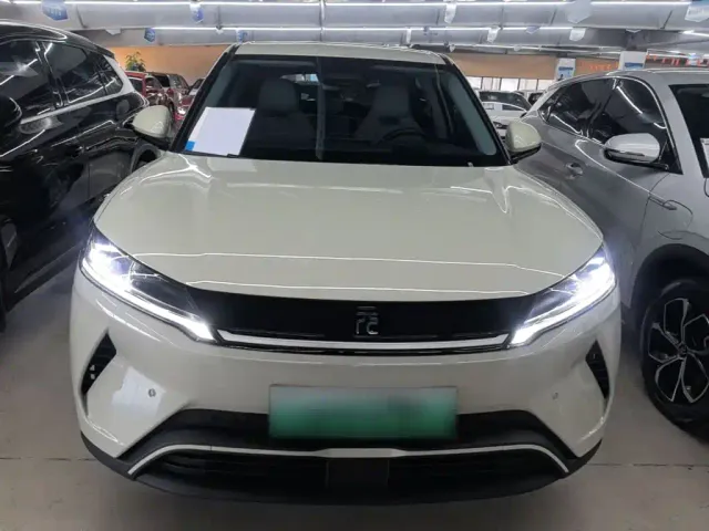BYD Yuan UP — Фото автомобиля 2