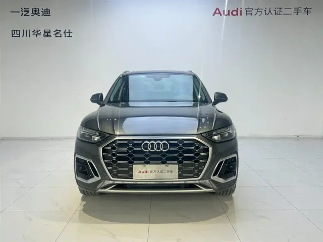 Audi Q5L — Фото автомобиля 2