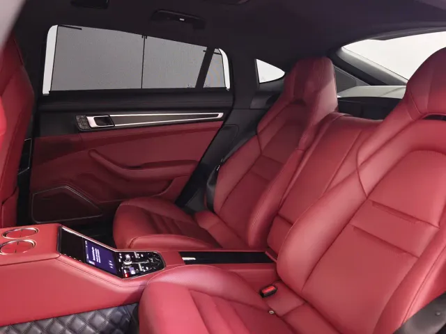 Porsche Panamera — Фото автомобиля 17