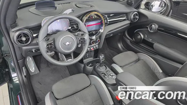 MINI Cooper Convertible — Фото автомобиля 10