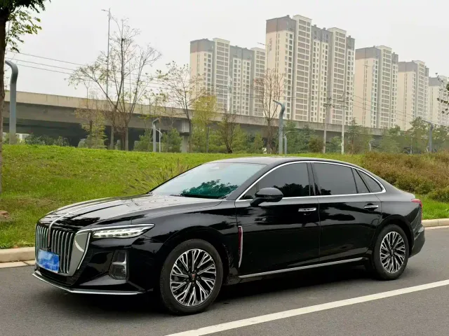 Фотография автомобиля — Hongqi H5