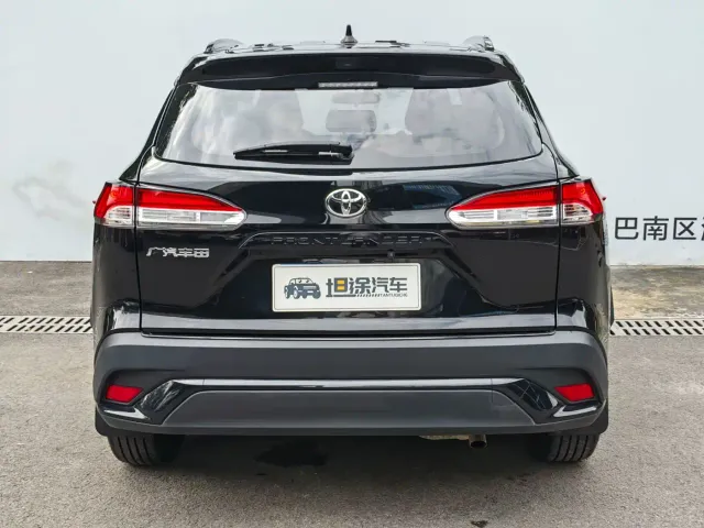 Toyota Frontlander — Фото автомобиля 24