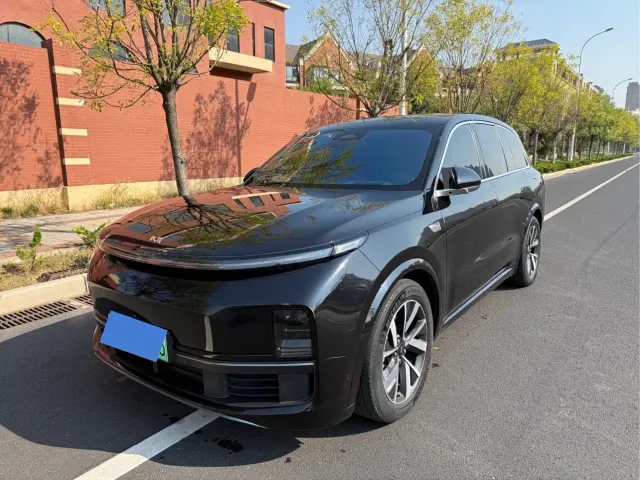 Фотография автомобиля — Li Auto L8
