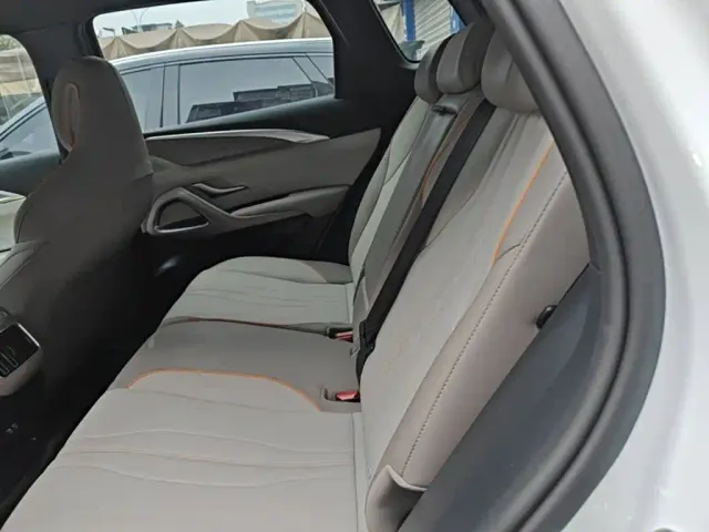 BYD Song Pro — Фото автомобиля 16