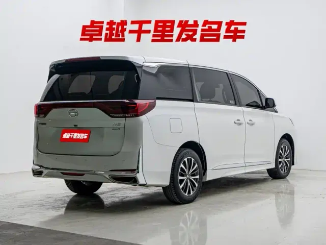 GAC Trumpchi M8 — Фото автомобиля 6