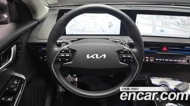 Kia EV6 — Фото автомобиля 13