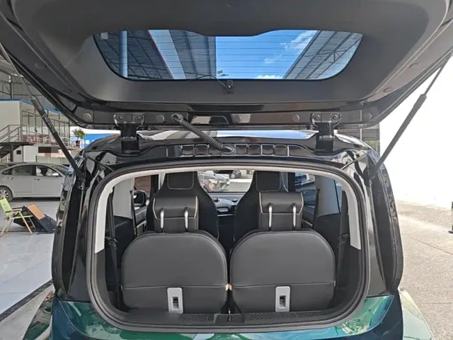 Baojun KiWi EV — Фото автомобиля 18
