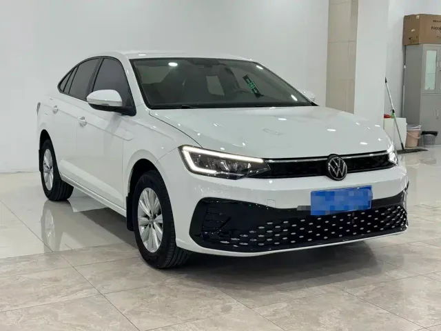 Volkswagen Lavida — Фото автомобиля 3