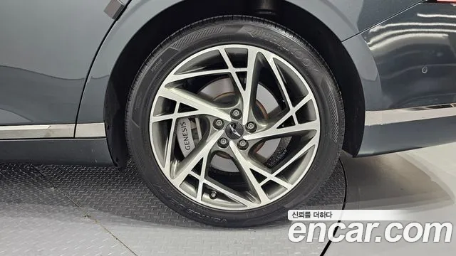 Genesis G90 Бензин 3.5 турбо AWD — Фото автомобиля 19