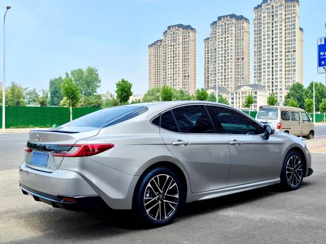 Toyota Camry — Фото автомобиля 8