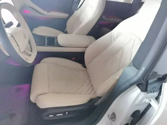 Nio ET5 Touring — Фото автомобиля 14