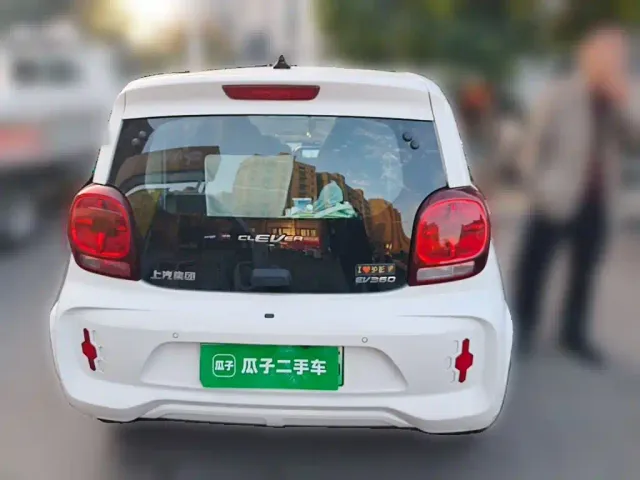 Roewe Clever — Фото автомобиля 3
