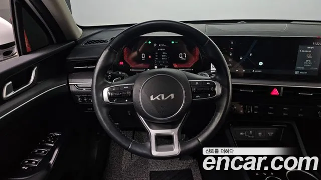 Kia K5 Generation 3 — Фото автомобиля 12