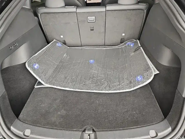 Tesla Model Y — Фото автомобиля 18